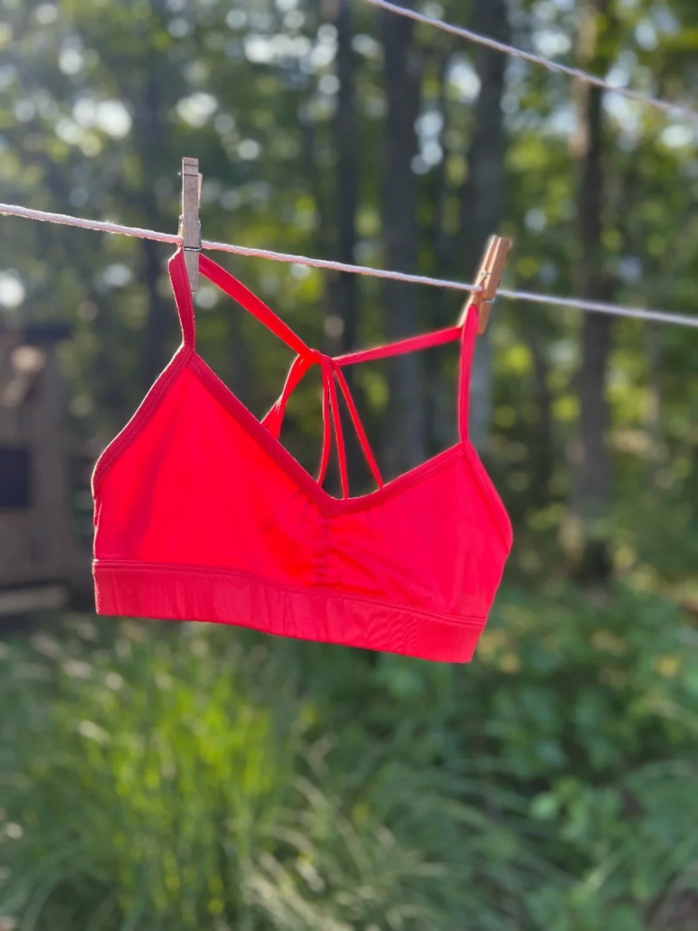 Alo Yoga Sunny Strappy Yoga Sports Bra